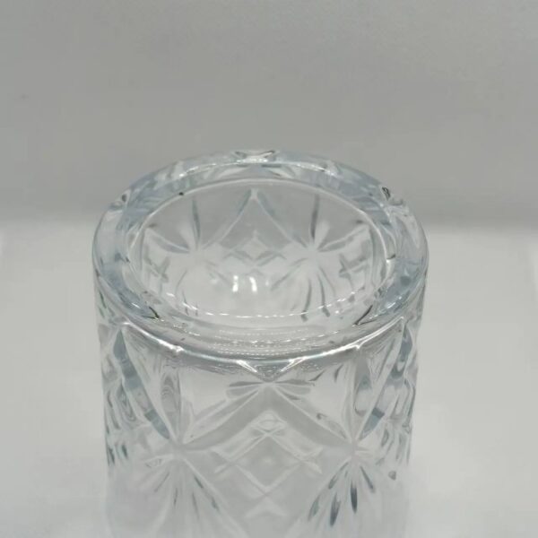 Elegant 6-Piece Crystal Whiskey Glass Set - Image 3